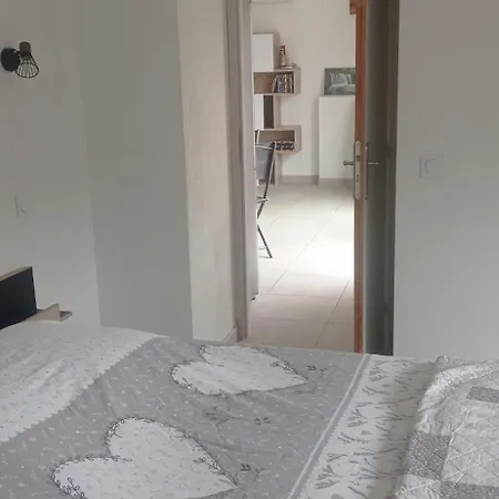 Semesterbostad Tiny House Aux Portes Des Cevennes *