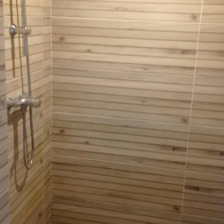 Tiny House Aux Portes Des Cevennes Holiday home Saint-Privat-des-Vieux